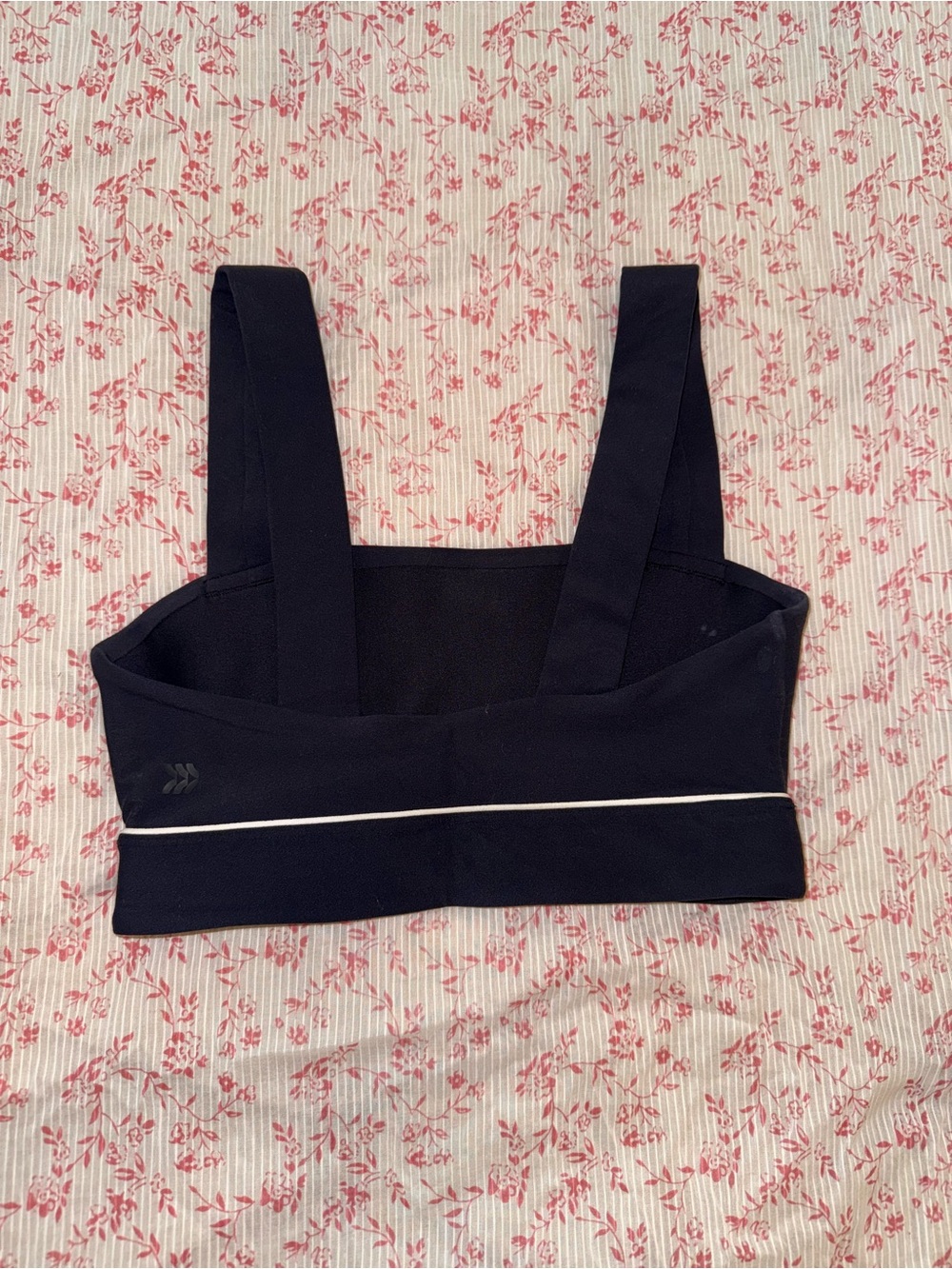 all in motion Black Sports Bralette with White Piping - Picture 3 of 4